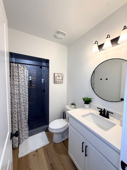 Building Photo - 5385 N Sulley Way