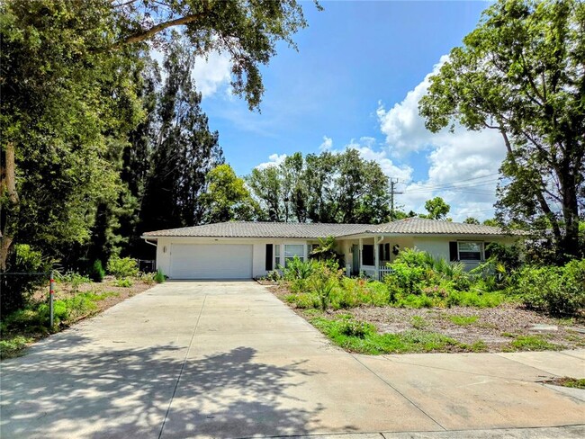 Primary Photo - 3125 S Lockwood Ridge Rd