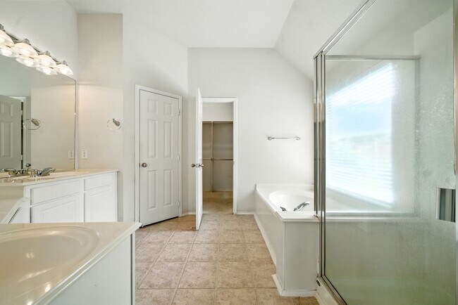 Building Photo - 3106 Windemere Park Ln