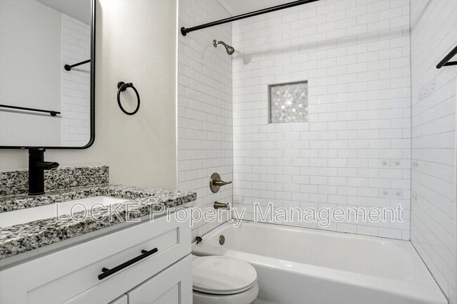 Building Photo - 209 Westfork Dr