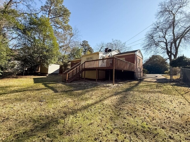 Building Photo - 2525 Camille Dr