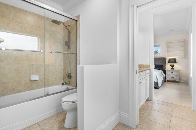 Building Photo - 9460 Wrangler Dr