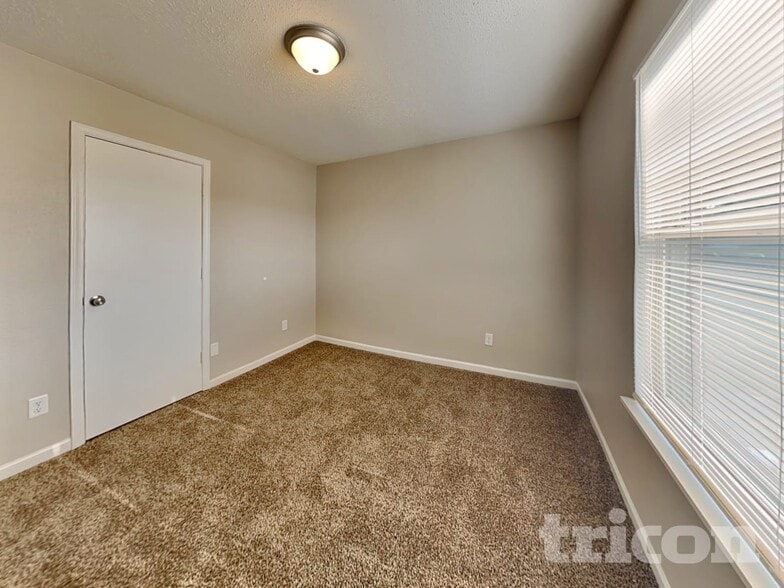 Building Photo - 5314 Cliff Ridge Dr
