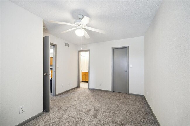 Building Photo - 1710 W T C Jester Blvd