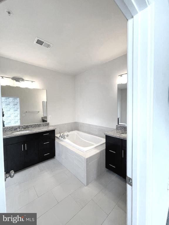 Building Photo - 24558 Rosebay Terrace