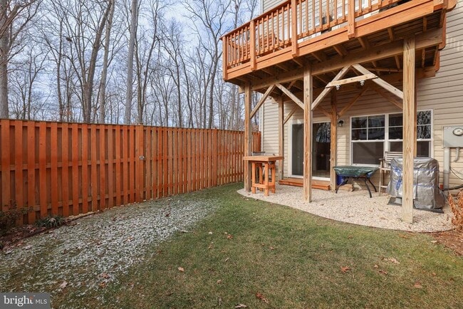 Building Photo - 111 Notions Ct