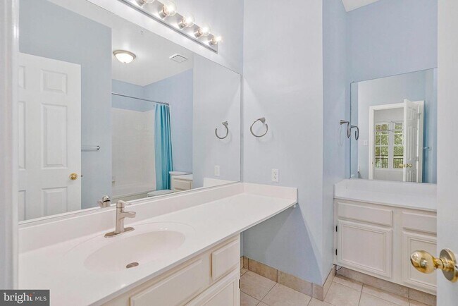 Building Photo - 46580 Drysdale Terrace