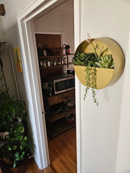 Building Photo - 69 Chiswick Rd