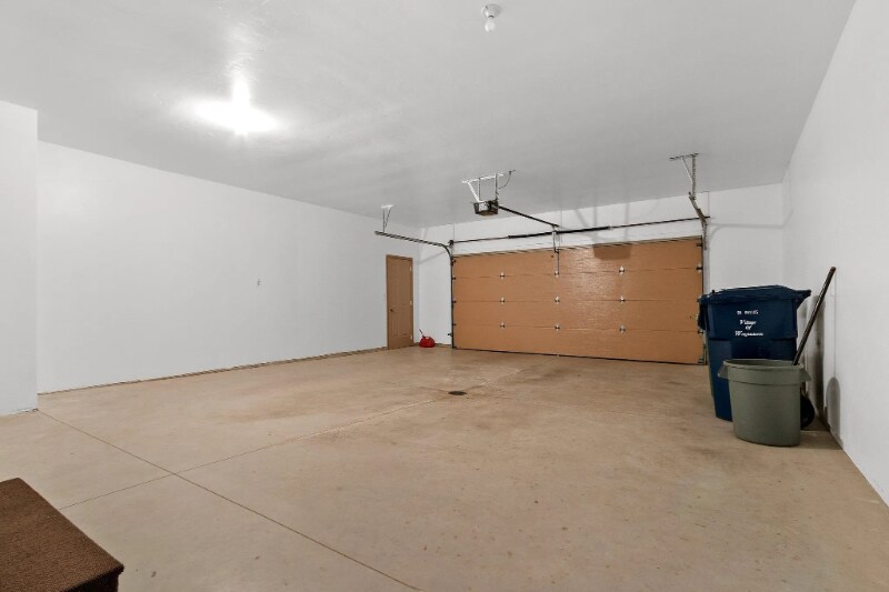 Building Photo - 280 Highland St