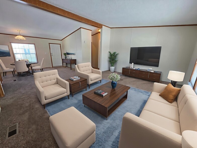 Primary Photo - 4421 Beechwood St