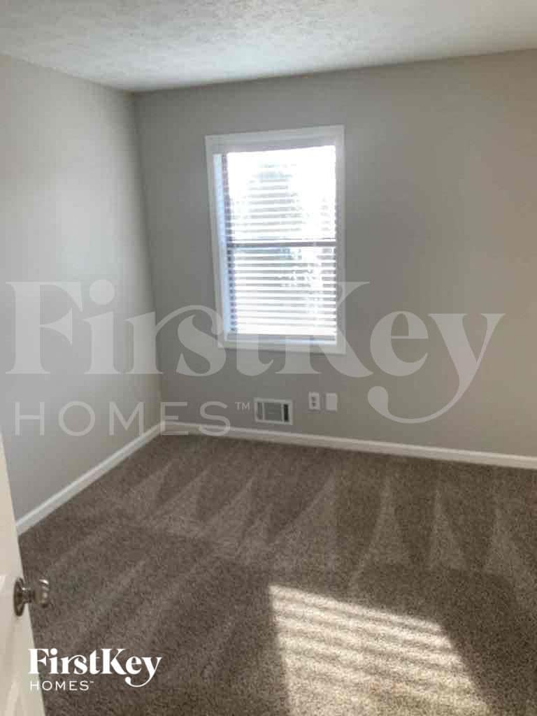 Building Photo - 4315 Cary Dr SW