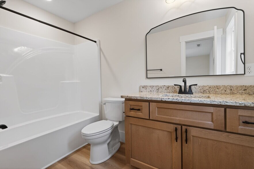 Building Photo - 357 Beechwood Ln