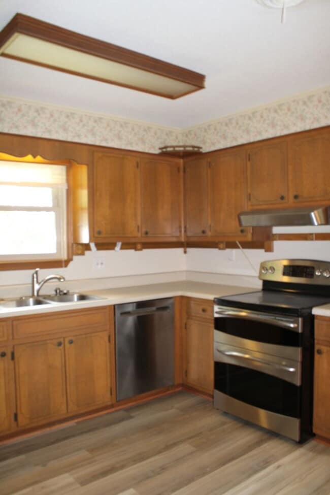 Building Photo - 3 Bedroom 2 Bath W/ Garage Hephzibah!