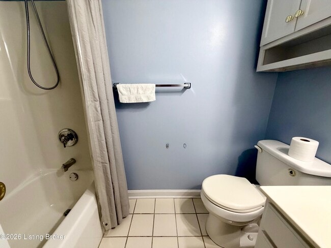 Building Photo - 749 Yorkwood Pl