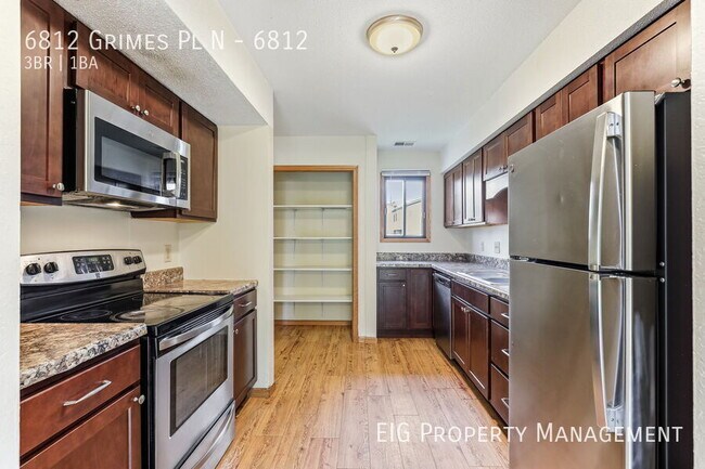 Building Photo - 6812 Grimes Pl N