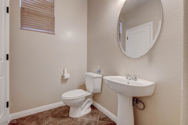 Building Photo - 1948 W Hammer Ln