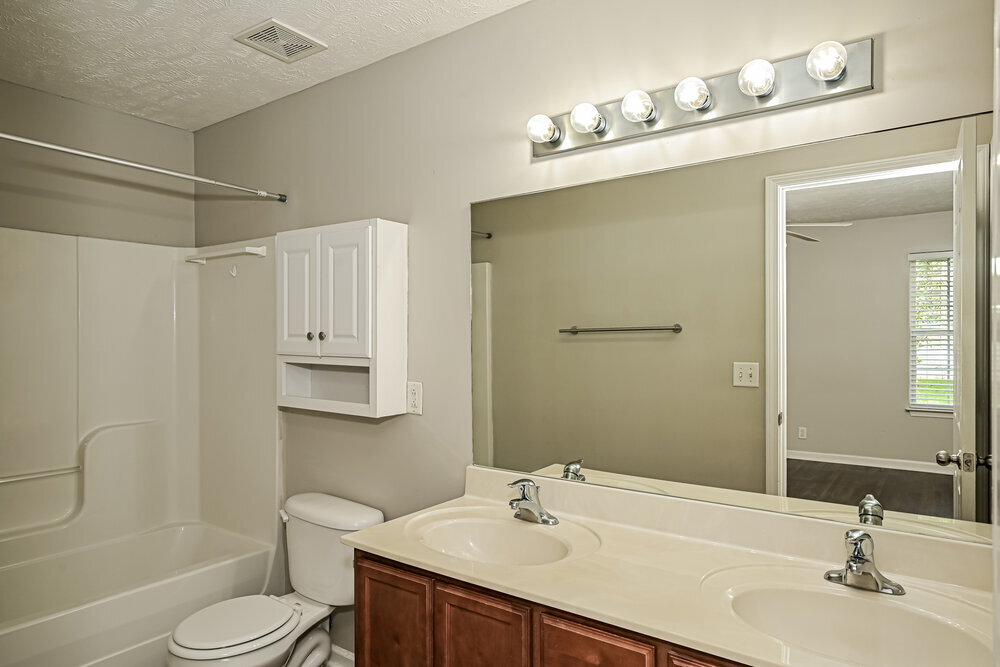Building Photo - 3746 Maya Dr
