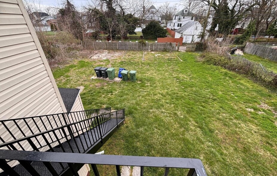 Building Photo - 3815 Belle Ave