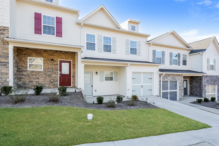 Primary Photo - 199 Riley Cir