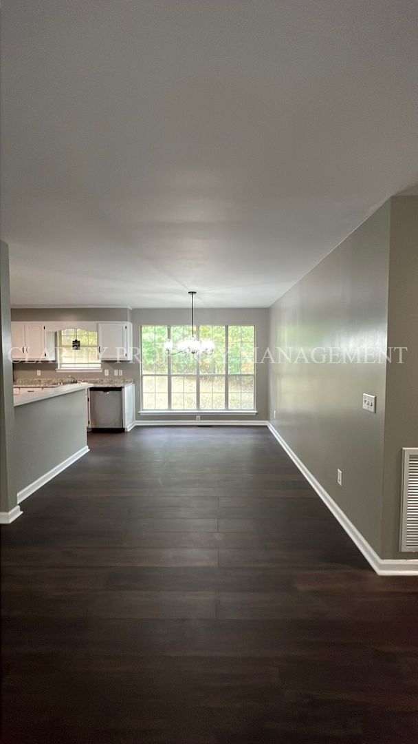 Two bedroom, ranchstyle home in Hixson 6520 Sandswitch Rd Chattanooga TN 37343 Apartment Finder