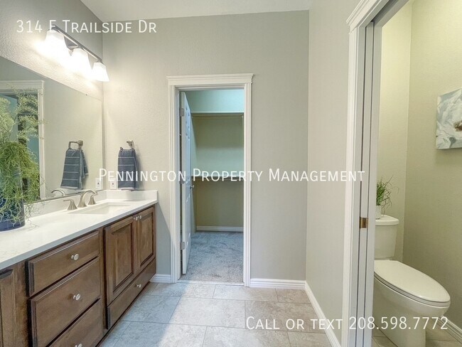 Building Photo - 314 E Trailside Dr