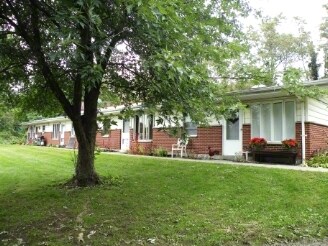 Building Photo - 170 Clove Branch Rd