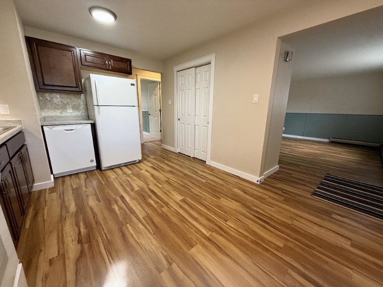 Building Photo - 1129 Darby St