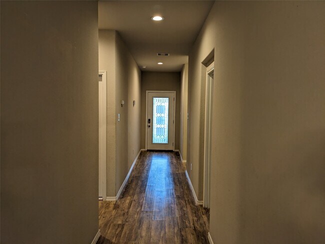 Building Photo - 6122 Purple Iris St