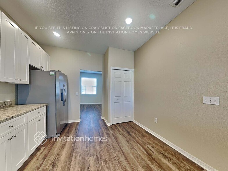 Building Photo - 7435 Gingko Ave