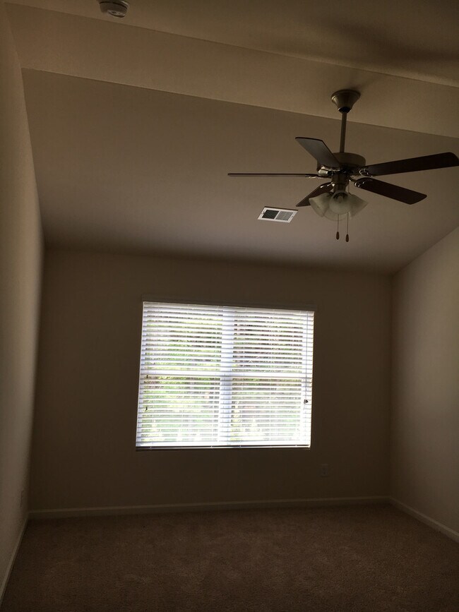 Building Photo - Doss Ferry Community – Kimberly, AL | 2-Story Home Built in 2017 | 3 Bedrooms, 2.5 Baths | Fenced...