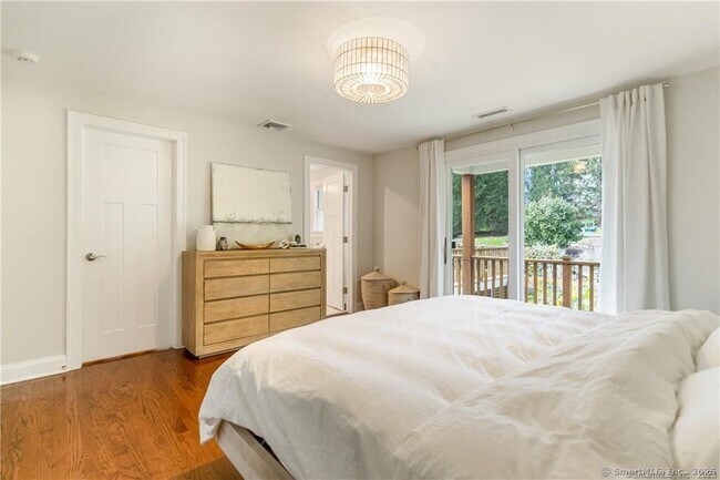 Building Photo - 7 Nappa Dr