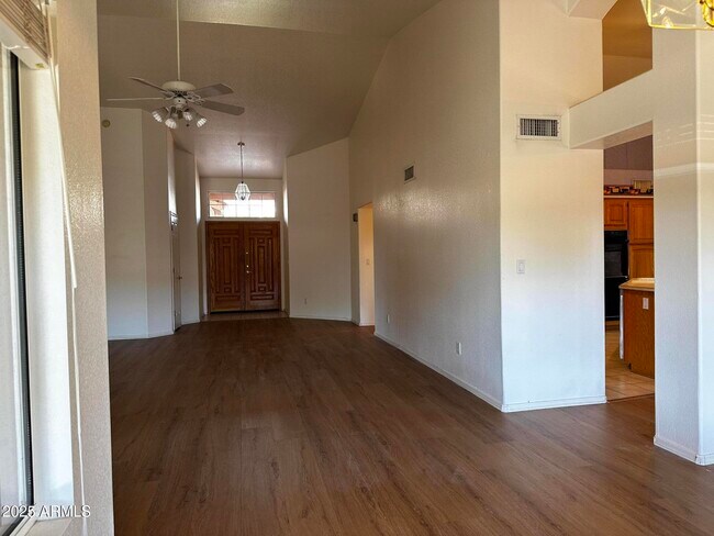 Building Photo - 6273 W Louise Dr