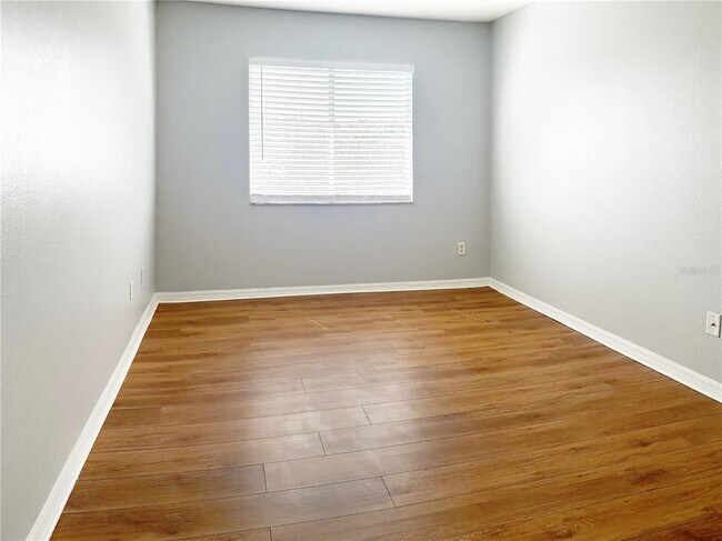 Building Photo - 515 Orchid Dr