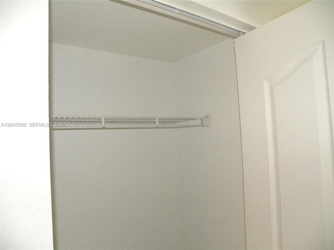 Building Photo - 10981 NW 88th Terrace