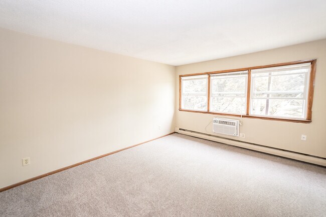 Floorplan - Sixth Street NE Apartments