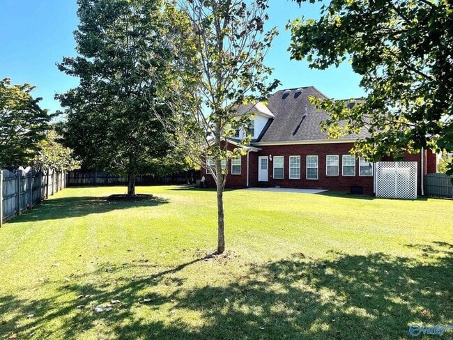 Building Photo - 106 Matilda Dr