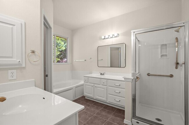Building Photo - 5219 Moon Shadow Dr