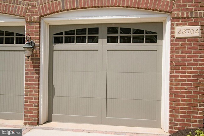 Building Photo - 43704 Burning Sands Terrace