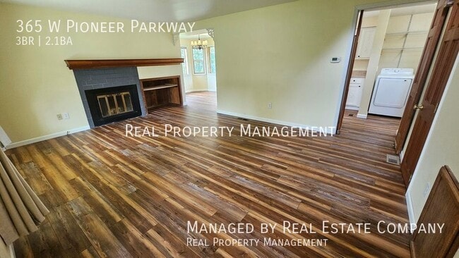 Building Photo - 365 W Pioneer Pkwy