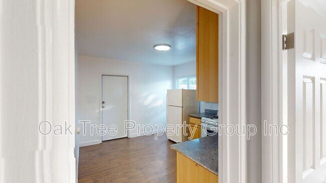 Building Photo - 22815 Grand St