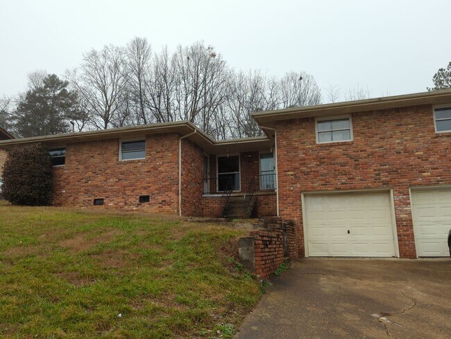 Building Photo - 4667 Cary Ln