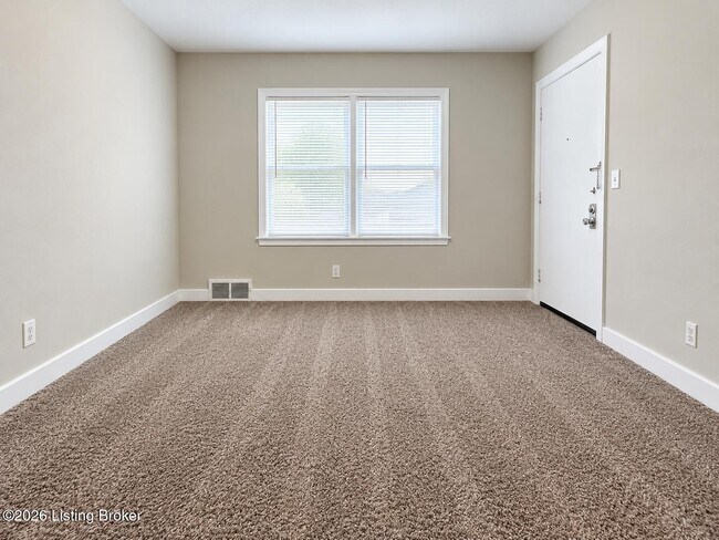 Building Photo - 210 Breckenridge Ln