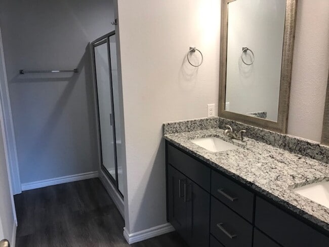 Building Photo - 2852 Melissa Ln