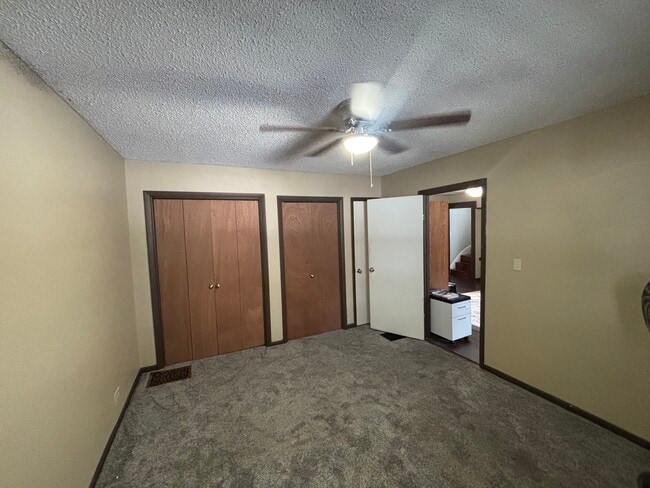 Building Photo - 286 Villa St