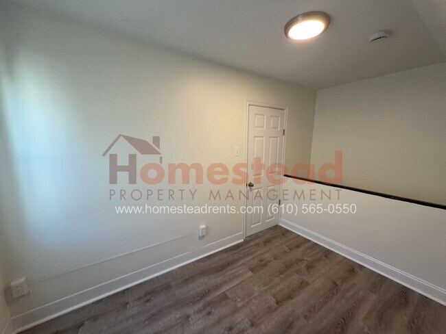 Building Photo - 20 Marshall Ave