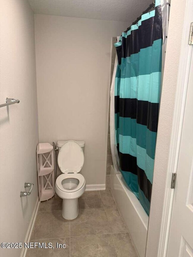 Building Photo - 101 Ness Cir