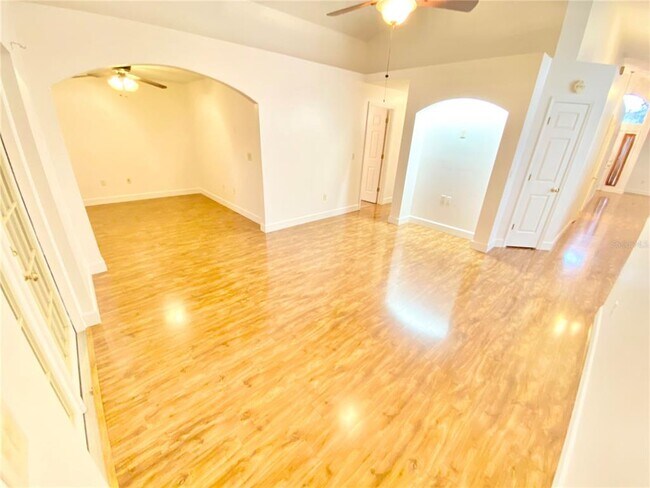 Building Photo - 4286 Shadow Creek Cir