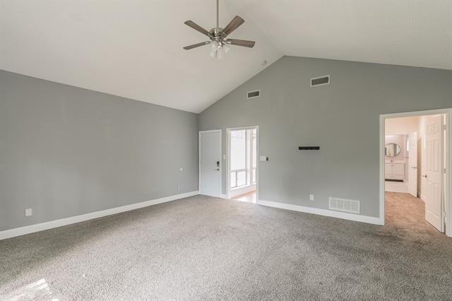 Building Photo - 3909 Trail Lake Dr