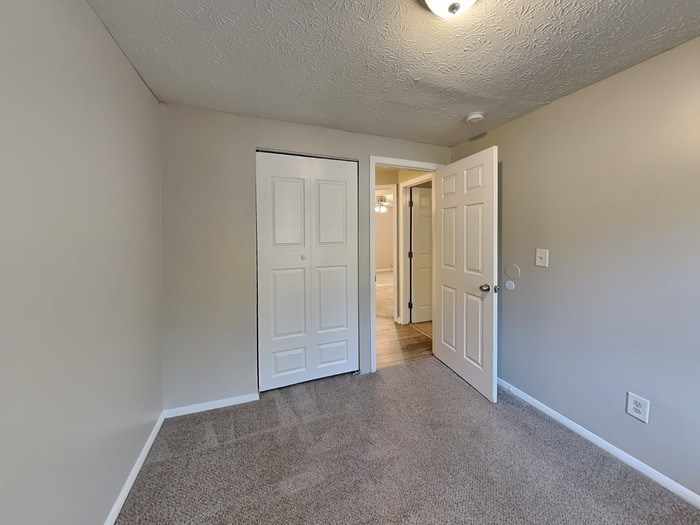 Building Photo - 1383 Muirfield Dr
