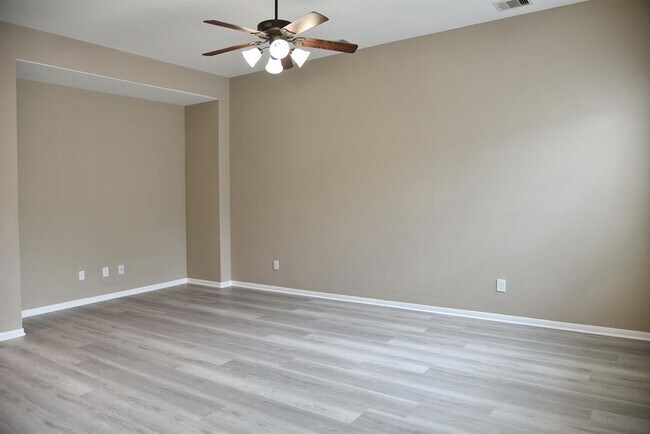 Building Photo - 9242 Solvista Pass Ln